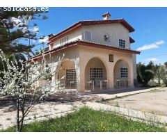 Chalet rustico en Elche, zona Llano de San José