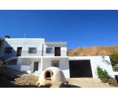 auténtica casa de campo de 2 plantas en la sierra de Bédar con un amplio solarium