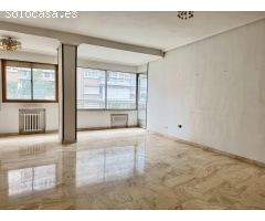 Piso de 8 dormitorios en Gran Vía