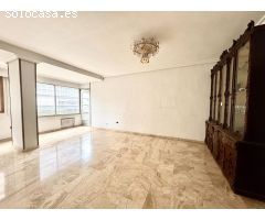 Piso de 8 dormitorios en Gran Vía