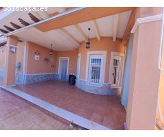 Chalet de 3 dormitorios 2 Baños en urbanización, Zona Aspe