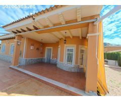 Chalet de 3 dormitorios 2 Baños en urbanización, Zona Aspe