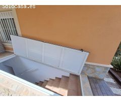 Chalet de 3 dormitorios 2 Baños en urbanización, Zona Aspe