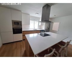 CHALET DE 6 DORMITORIOS Y 3 BAÑOS EN PEÑA DE LAS AGUILAS, ELCHE