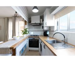 Oportunidad única a un paso de la playa: Piso reformado y moderno de 32m²