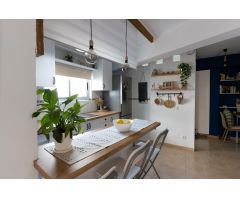 Oportunidad única a un paso de la playa: Piso reformado y moderno de 32m²
