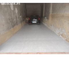 COCHERA CERRADA DE 40 METROS