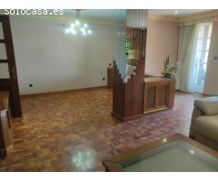 VIVIENDA AMPLIA FRENTE AL PARQUE CON GARAJE Y TRASTERO