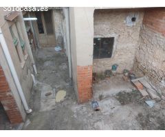 VIVIENDA EN PLANTA BAJA CON PATIO Y TERRAZA