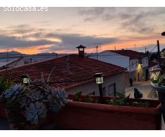 CASA COMPLETAMENTE REFORMADA EN HIGUERUELA