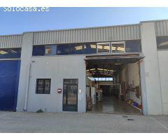 NAVE INDUSTRIAL ACONDICIONADA Y CON PLACAS SOLARES