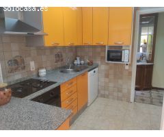 PLANTA BAJA REFORMADA Y AMUEBLADA CON PATIO y 2 PLAZAS DE GARAJE