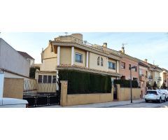 EXCLUSIVA CASA EN ZONA RESIDENCIAL PRIVILEGIADA DE ALMANSA