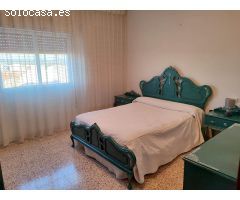 VIVIENDA DE 3 DORMITORIOS CON AMPLIA TERRAZA