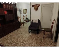 CASA CON PATIO EN ZONA SAN ROQUE