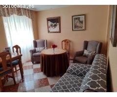 CASA REFORMADA CON GARAJE Y PATIO