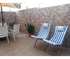 BONNITA VIVENDA CON PATIO PRIVADO EN EL BARRIO LA VIÑA- CADIZ