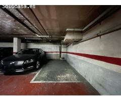 PLAZA DEPARKING EN FONDO