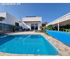 CHALET INDEPENDIENTE EN LOMAS DON JUAN, ORIHUELA COSTA