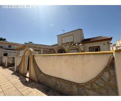 CHALET INDEPENDIENTE EN ORIHUELA COSTA (LA REGIA)