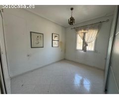 CHALET INDEPENDIENTE EN ORIHUELA COSTA (LA REGIA)