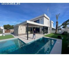 VILLA DE NUEVA PROMOCIÓN EN LOMAS DE CABOROIG