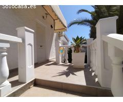 CHALET INDEPENDIENTE CON PISCINA Y CERCA DE SERVICIOS