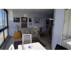 PISO EN 1ª LINEA DE PLAYA DE LEVANTE CON PARKING Y PISCINA!!!