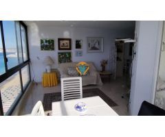 PISO EN 1ª LINEA DE PLAYA DE LEVANTE CON PARKING Y PISCINA!!!