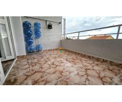 PAREADO CON AMPLIA PARCELA A 800M DE LA PLAZA DEL SOL!!