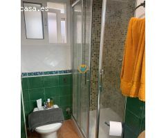 PISO A ESCASOS METROS DEL PUERTO MARÍTIMO Y DE LA MARAVILLOSA PLAYA DE PONIENTE!!