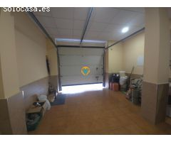 CASA FAMILIAR EN LA NUCIA CON GARAJE DOBLE CABINADO!!!!