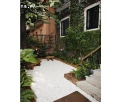 Exclusiva Propiedad de 200 m2 en ubicación ideal! En un passage privado!