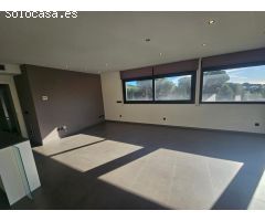 Magnífico apartamento moderno en venta en Castell-Platja dAro, Girona.