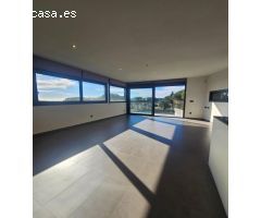 Magnífico apartamento moderno en venta en Castell-Platja dAro, Girona.