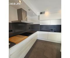 Magnífico apartamento moderno en venta en Castell-Platja dAro, Girona.