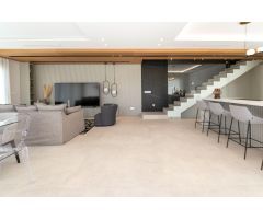 Vista Azul XXX Village Campoamor: Estilo de vida Premium en el sur de Alicante