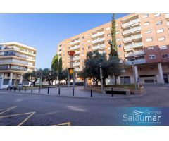 Piso de 4 habitaciones en Reus