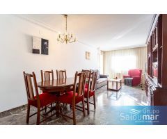 Piso de 4 habitaciones en Reus