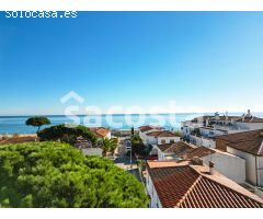 Casa Céntrica a Pasos de la Playa en Blanes: Comodidad y Ubicación Privilegiada