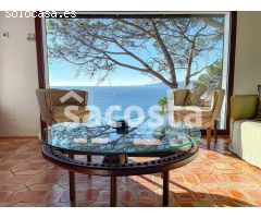 Magnifica Vila en Primera Linia en Costa Brava