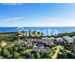 Exclusiva planta baja con jardín privado en Santa Clotilde, Lloret de Mar