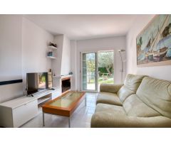 PLANTA BAJA CON JARDÍN PRIVADO