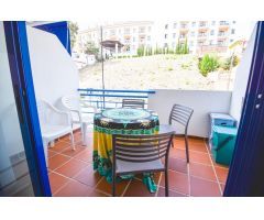 Bonito apartamento situado en Benalmádena en segunda línea de playa.