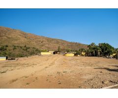 Magnífica finca rustica situada en Mijas.