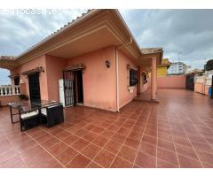 ESTUPENDO CHALET CON OFICINA Y 14 GARAJES