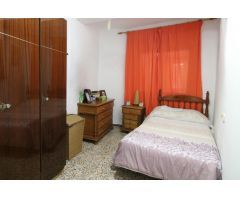 CASA DE PUEBLO CON TRES PLANTAS  Y ACCESO POR DOS CALLES