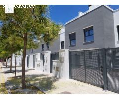 CHALET ADOSADO EN ZONA DEL PIZARRILLO (CHURRIANA)