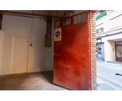 Local comercial en zona céntrica (opción convertir en vivienda/s)