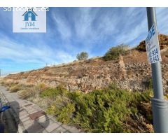 Parcela urbana en venta en La Zubia